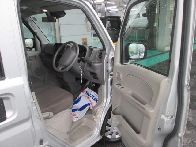 内装はルームクリーニングを実施します☆キレイな状態でご納車します☆