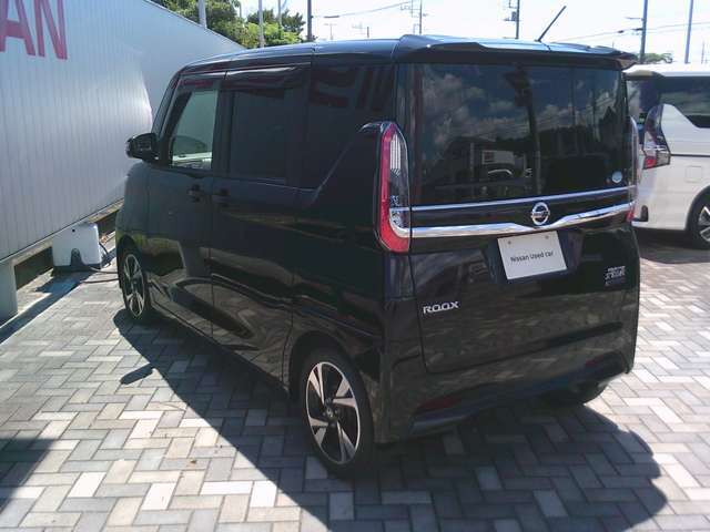 全車両に日産全国統一のワイド保証12ヵ月距離無制限付いてきます。一部ライト保証の車両も御座います。