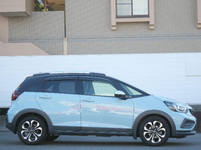 お車ご購入にあたりましては、オンライン販売以外は現車確認が必要となります。是非店頭にてお客様の目でお確かめ下さい。