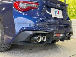 【TRDエアロ】人気のTRDエアロを装備！クルマの外観がよりスタイリッシュになり、街中で存在感あふれる1台に♪将来買い替える時にもリセールに影響しやすく、価値ある人気の装備です！
