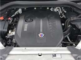 パワートトルクが大きく、かつ燃費の良いエンジンです。トルクが大きいのがALPINAの特徴ですが、これにより最大効率の燃焼、低燃費を実現し、かつ運転が楽になります。