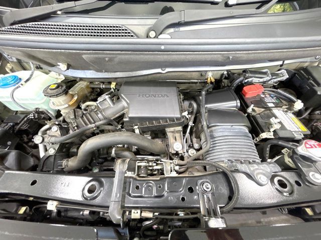 親切・丁寧な専門メカニックスタッフが応対！・車検・点検整備・事故等の修理などアフターサービスも安心。お車のカスタマイズもネクステージのサービススタッフまでご相談ください！