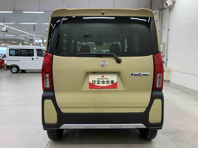 軽自動車、小型車を中心に常時300台展示車を御用意させて頂いております