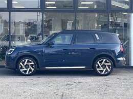 遠方により店頭までお越し頂けない方へ-追加資料の作成を無料で承っております。気になる点がございましたら、別途画像をお送りさせて頂くことも可能でございます。どうぞお気軽にお申し付けくださいませ。