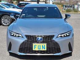 安心のワンオーナー車・内外装とてもきれいなレクサスIS300hバージョンLが入庫しました。ご来店・お問い合わせお待ちしております。