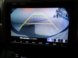 【リアカメラ】3パターンの映像表示で、後方確認をサポート！映像は『ノーマル』『広角』『真上』の3モードから選べます♪