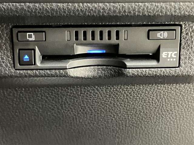 高速道路をスイスイッと通過の『ETC』付き！ETCカードをお持ちでない方は、トヨタETCカードもございますので、ご相談下さいね☆