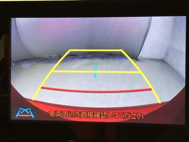 いまや必須装備「ナビゲーション」搭載！知らない場所にスイスイッとドライブ。もう、これなしではハンドルを握れませんね！でも運転中の操作は危険ですのでご注意ですね☆