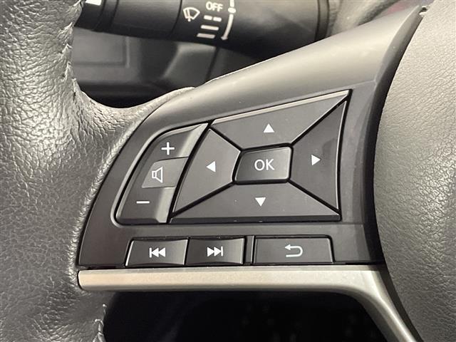 全国から厳選されたお車を展示しております。ご希望の在庫を店頭で検索することも可能ですので、お気軽にご相談ください！