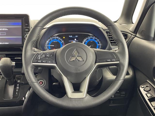 オシャレなカフェスペースではドリンクバーをご自由にご利用いただけます！