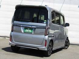 【ボディのポリマーコーティングがおススメです！】新車の輝きが蘇ります！お手入れは水洗いのみで色の保護やツヤの持続ができます。LINEでのお問合せもOKです。