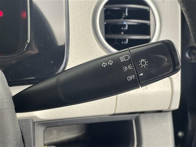【運転席操作部】快適なドライブを楽しむための機能が装備されています！運転席から触れるので、使いやすいです！除菌プランいれていただくと、さらに清潔で安心していただけます！