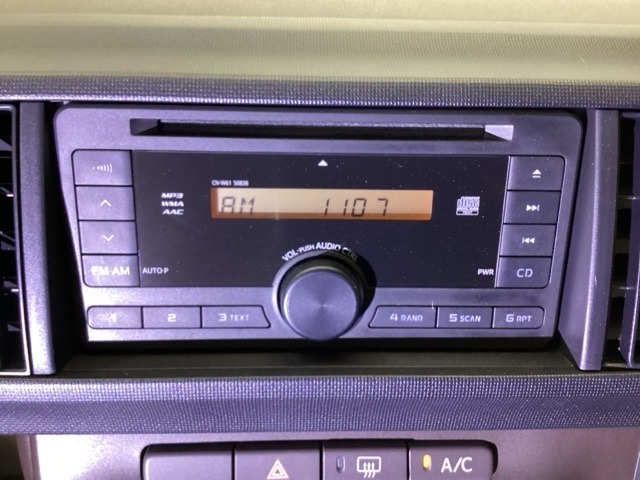 好きな音楽を聞きながら、ドライブはいかかですか？CDチューナー搭載。