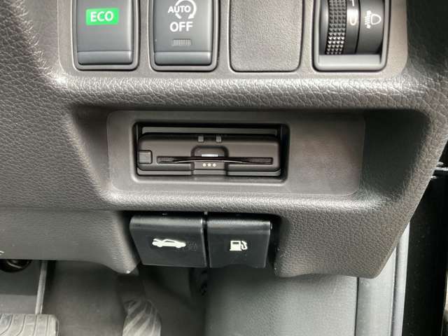 納車前の点検整備を日産サービス工場にて実施！点検整備記録簿を付けてご納車致します。