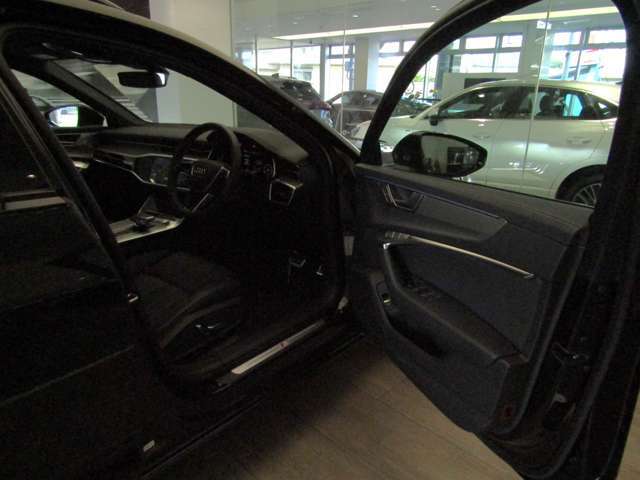☆AAA保証☆初年度登録から3年以上10年以内（10万キロ以下）の車両には、ご登録日から1年間の充実した保証を無償で付帯致します。さらに有償にて延長保証（1年・2年）もご加入いただけます。