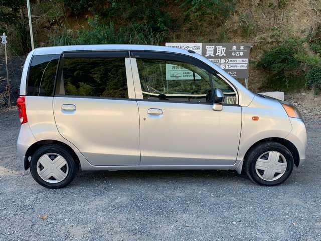 他にも画像がございますので、是非ご覧頂ければと思います。より詳しくお車をご覧いただけます。