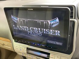 【BIG-X11インチナビ】人気の大画面BIG-Xナビを装備。専用設計で車内の雰囲気にマッチ！ナビ利用時のマップ表示は見やすく、テレビやDVDは臨場感がアップ！いつものドライブがグッと楽しくなります♪