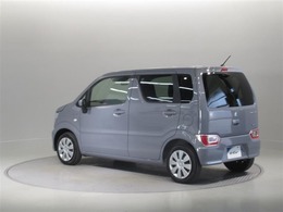 ワイド＆ローのスタイルで走行安定性もばっちりです。運転しやすくロングドライブも安心です。