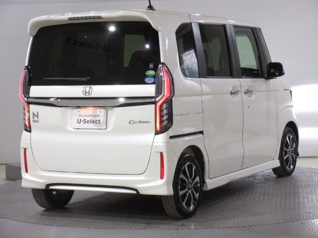 ボディクリーニング後、愛車をピカピカの状態へ保護するコーティング「ブライトパック」がおススメです！水垢がつきにくく、手入れがしやすくなりますよ！いつも愛車をきれいにしておきたい方におススメです。