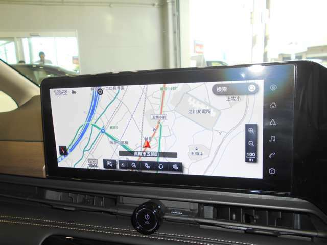 NissanConnectナビゲーションシステム12.3インチディスプレイでAppleCarPlay、AndroidAuto連携可能、AmazonAlexa搭載、iPod対応です。