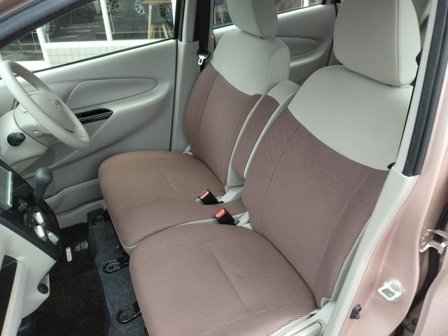 シートの状態も良く、目立った傷や汚れはありません。ゆったり広々の車内スペース☆一人一人の空間に余裕があります。