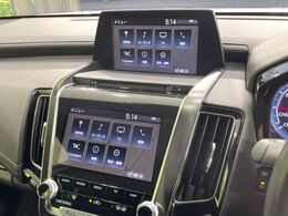 【純正ナビ】人気の純正ナビを装備。オーディオ機能も充実しており、Bluetooth接続すればお持ちのスマホやMP3プレイヤーの音楽を再生可能！毎日の運転がさらに楽しくなります！！