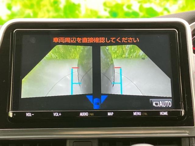 WECARSの展示場では実際に見て、触ってお車をお選びいただけます！知識の豊富な営業スタッフが様々なカーライフをご提案いたします！