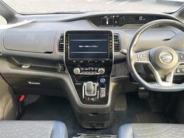 【インパネ全体】『インパネ全体』の画像になります。写真の内容に関してご不明点、ご質問等がございましたらお気軽にガリバー店舗までお問い合わせください。