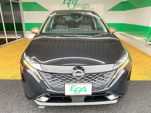 自動衝突被害軽減ブレーキ搭載車です！障害物センサーも付いてます！