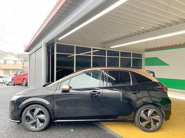 外装も特に目立つキズ等も無くキレイです！お探しの方はお早めに！全国納車も可能です！実際に現車確認が難しい当店より遠方の方でも一度ご相談下さい！