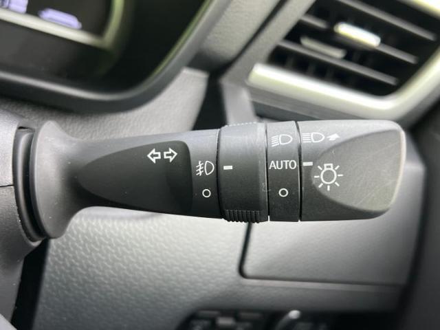 国産車から輸入車まで多様なお客様のニーズのお応えできるように、全国規模で豊富な在庫展開！車のことならWECARSへ！
