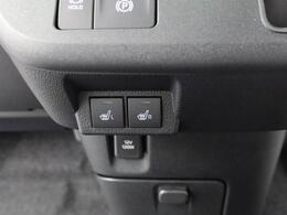 【シートヒーター】運転席と助手席をそれぞれ独立して操作できるため、座る人と室内温度にあわせた快適なシート温度が得られます♪