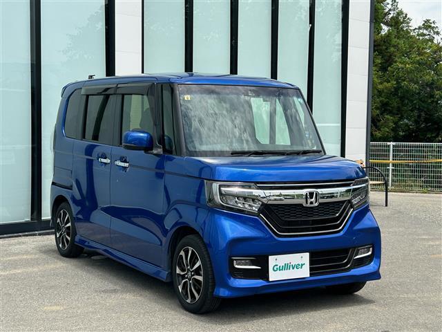 【右斜前】この度はガリバーの在庫をご覧頂きまして、有り難う御座います。ガリバーグループの新鮮在庫を販売しております！