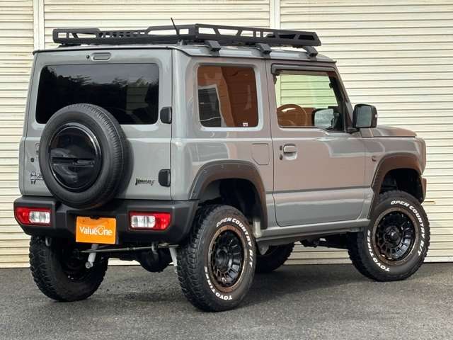 外観は大きな傷なども無く綺麗な状態に仕上がっております