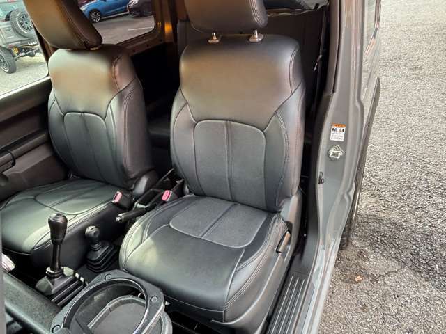 助手席も同様に綺麗な状態に仕上がっております