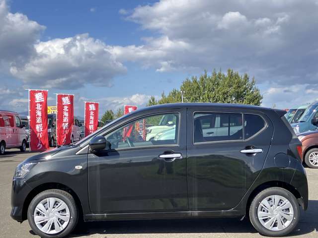 カーナビ・ETC・エンジンスターター・ドライブレコーダーなど、ご希望にお応えできるよう、オプション多数取り揃えております。おクルマのことなら何でもお任せください！