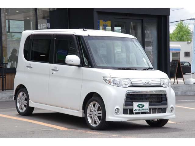 ◆わかりやすく丁寧な対応◆　　　おクルマのご購入が初めての方や、おクルマに詳しくない方でもわかりやすく丁寧な説明を心掛け、お客様に納得していただくことを心掛けております。