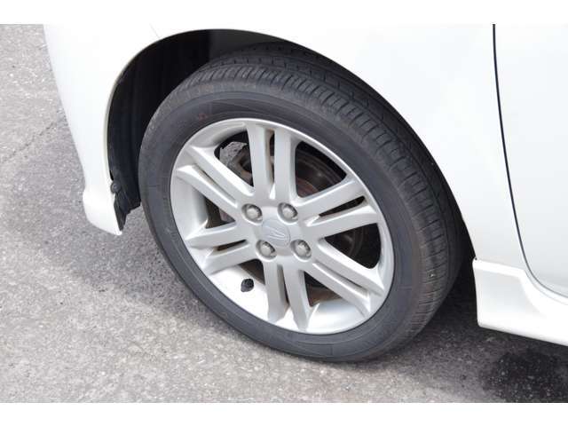 ◆自動車保険も◆　　　自動車保険も安心してご相談ください♪あいおいニッセイ同和損保の充実した自動車保険もお取扱いしています。