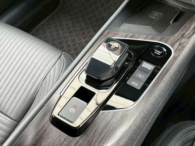 操作がしやすいシフトレバー