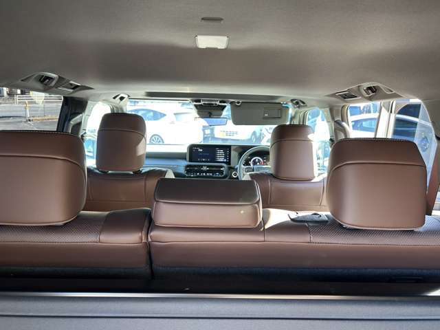 お車を納車後のアフターケアもお任せください。専用積載車も所有しているので事故など、お困りの際は迅速に対応致します！