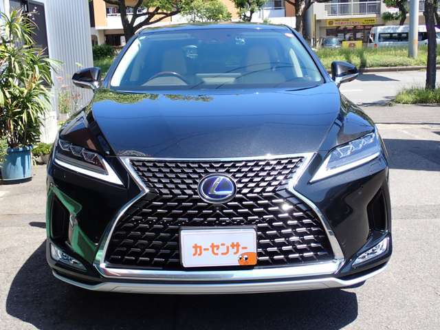 中古車においては、お客様のご要望に合わせて探してきます。また店頭にも展示している在庫に関してはすぐ乗れますのでご相談下さい