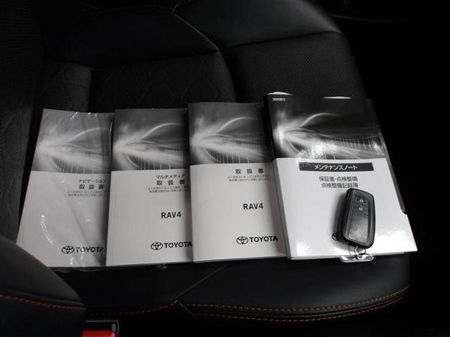 ☆車両取扱説明書＆メンテナンスノート・ナビ取扱説明書・スマートキー☆