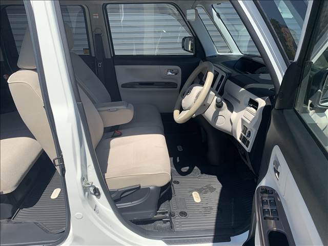 当店は定休日が水曜日となっております。営業時間は10時から18時までとなります。お問い合わせは【フリーダイヤル0078-6002-660615】をご利用下さいませ。