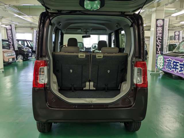 自社鈑金工場・自社整備工場完備！　納車後のアフターフォローもご安心ください！