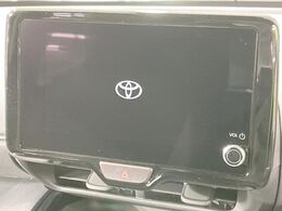 【ナビ機能付き8型ディスプレイオーディオ】ナビ機能搭載の他、お持ちのスマートフォンと連携して、ナビやbluetoothでの音楽再生が可能です♪デザインはもちろん操作性も良好！