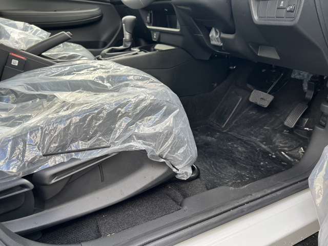 快適なカーライフを過ごしていただくためにオイル交換～定期点検や車検整備なども実施。国土交通省トップランクの指定工場6拠点、認証工場1拠点の体制で高いクオリティの整備を実施しております。