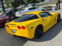 世界にたった一台のアメ車をカスタム。貴方だけの一台に仕上げたカスタムパッケージもご用意。お客様の理想をカタチに。福岡輸入車専門店LOOK'Sにお任せください。