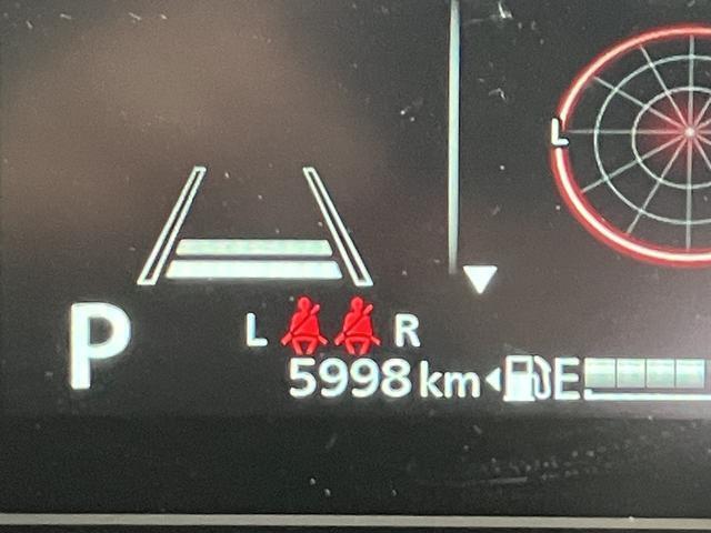 「スズキ プレミアム 認定中古車」とは、(1)スズキ独自の基準をクリアした内外装仕上げ、(2)車両状態が一目でわかる車両状態証明書、(3)安心の3年保証の3つがついた特別な中古車です。