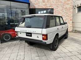 日本全国納車可能です。https://specs911.com/rangerover/