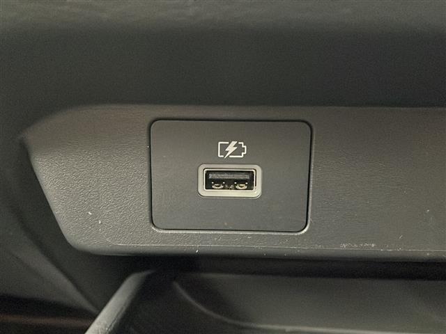 【運転席操作部】快適なドライブを楽しむための機能が装備されています！運転席から触れるので、使いやすいです！除菌プランいれていただくと、さらに清潔で安心していただけます！